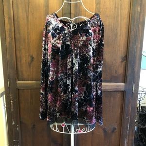 Chelsea & Theodore Floral Velvet Bow Back Top size Medium Coquette